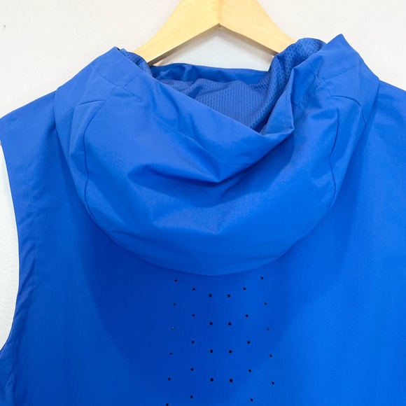 Nike Men's Alpha Fly Rush Hooded Training Vest Size M - Picture 10 of 12